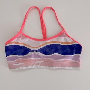 LULULEMON Sports Bra Size 4